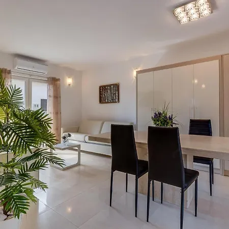 Gæstehus Pineta Čunski